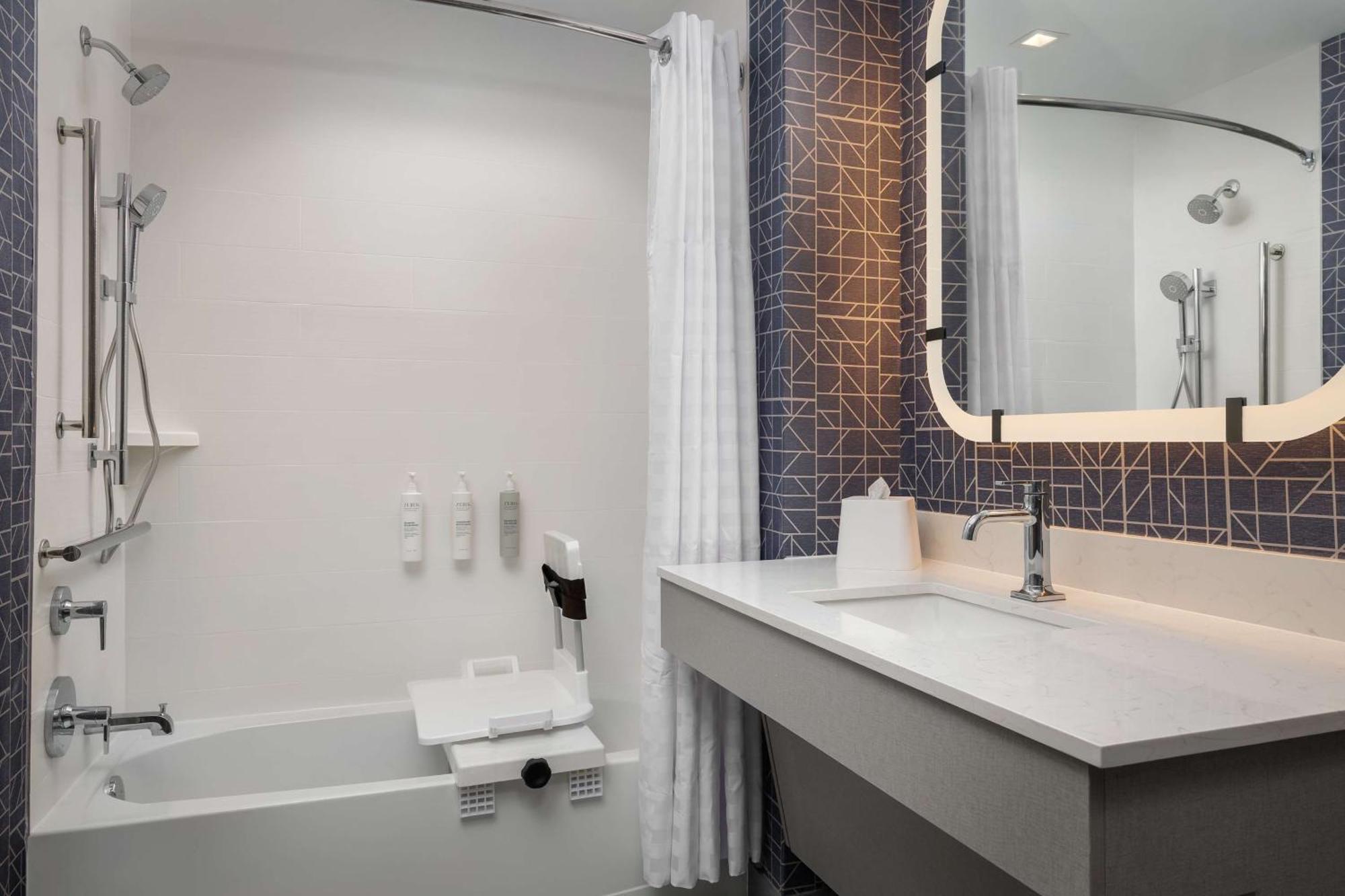 Homewood Suites By Hilton Newport Cincinnati Extérieur photo